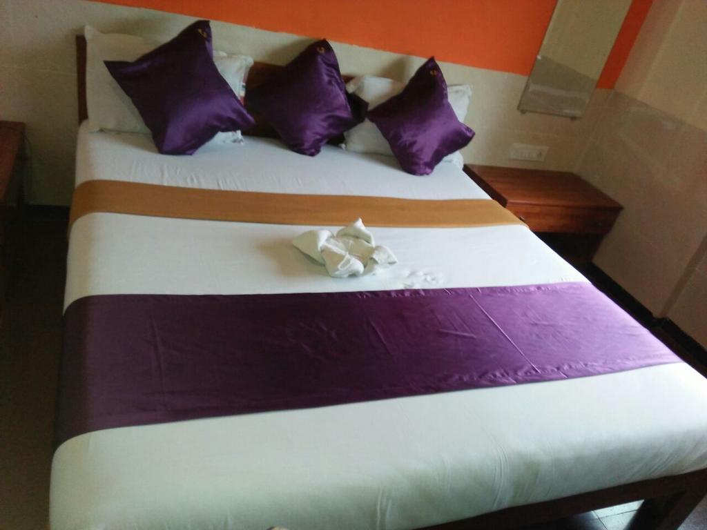 Hotel Q Deck 뭄바이 외부 사진
