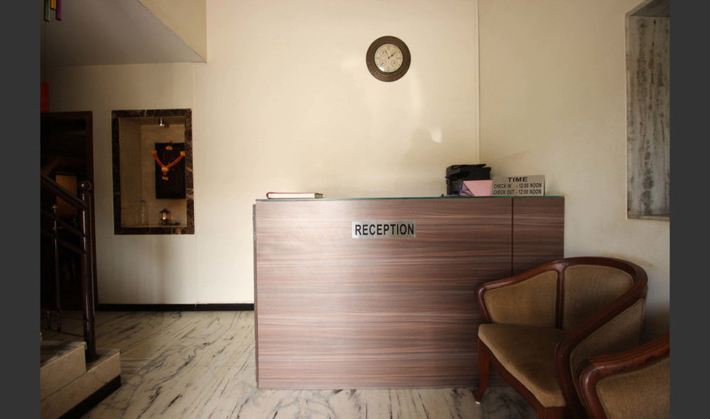 Hotel Q Deck 뭄바이 외부 사진