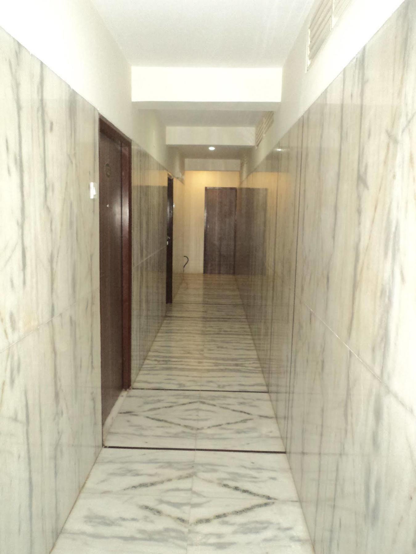 Hotel Q Deck 뭄바이 외부 사진